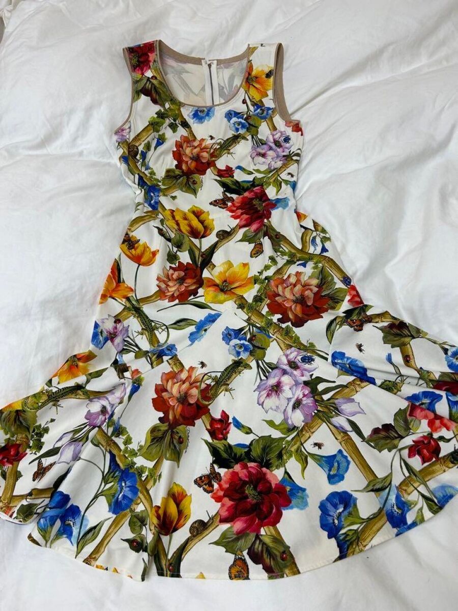 Authentic Dolce & Gabbana Knee Length Dress One Piece Authentic Dolce & Gabbana Knee Length Dress One Piece