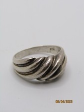 Stunning Sterling Silver Domed Drape Design Band Ring - Size 7.5 CH839