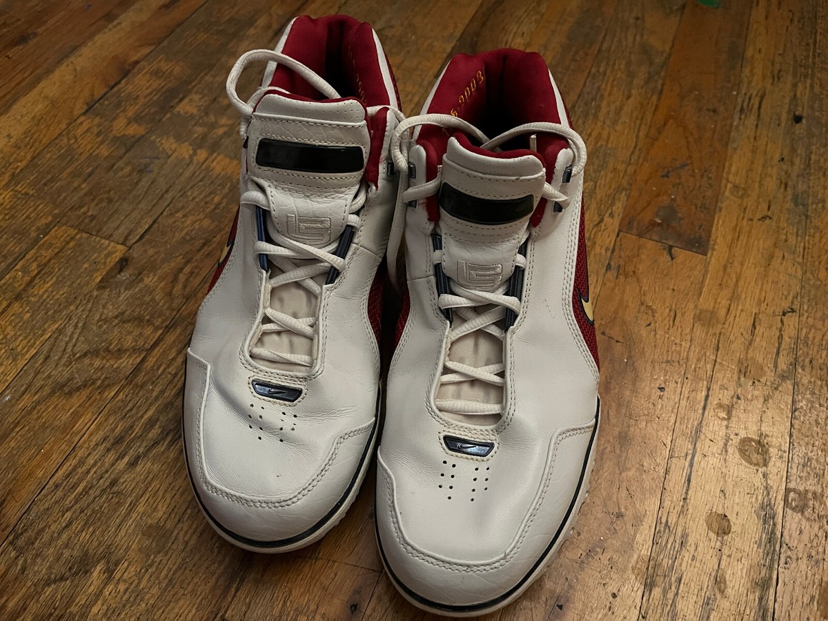 James First Lebron Shoes Ever Made Nba Lebron First Signature Shoe