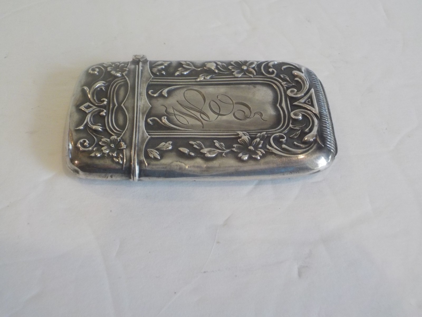 WONDERFUL ANTIQUE ART NOUVEAU STERLING SILVER MATCH SAFE / VESTA CASE ...