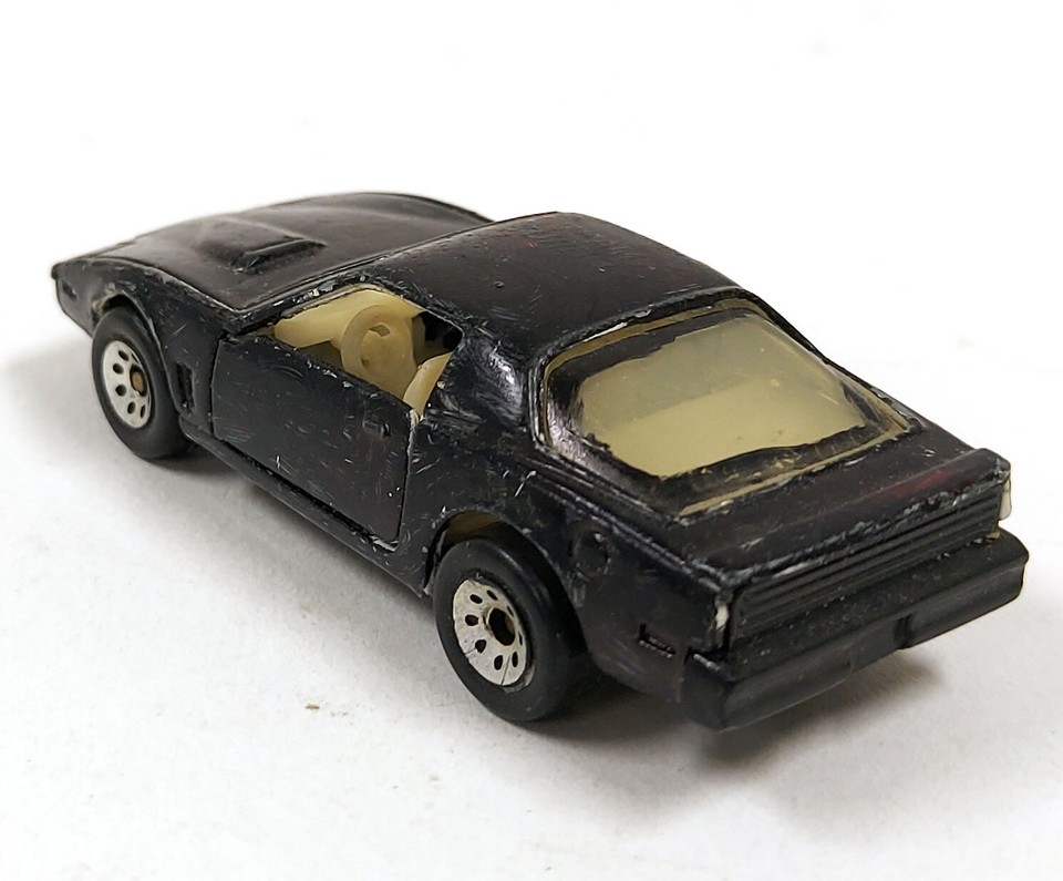 VOITURE DE COURSE ferrari 126 c2 rouge échelle 1/43 fabriqué en chine