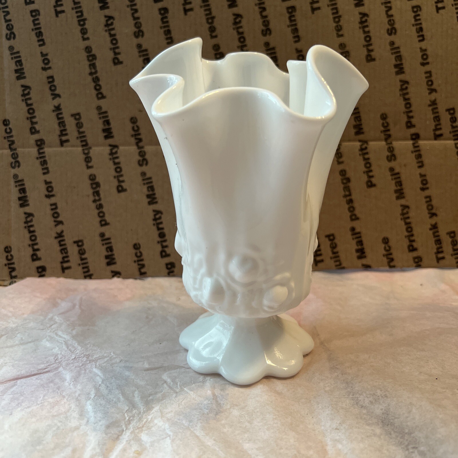 WESTMORELAND MILK GLASS VASE HANKY TYPE FOLD w/ROSES eBay