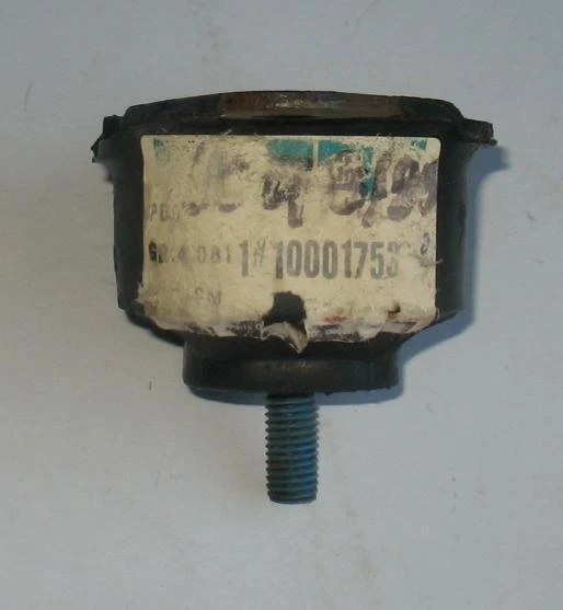 NOS 1977-1980 CHEVROLET MONZA STARFIRE SUNBIRD S10 TRANSMISSION MOUNT 10001753 - Image 3 of 4