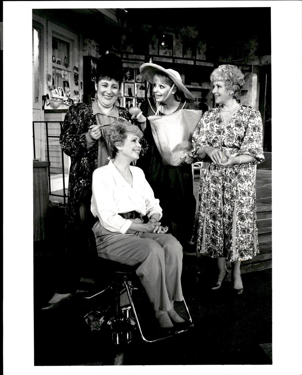 LD307 1989 Orig Photo STEEL MAGNOLIAS MARGO MARTINDALE BARBAR RUSH CAROLE  COOK