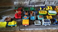 Geotrax Lot of Non Motorized Train Engine Cars People Railroad Signs Lot of 22