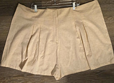 boohoo Women's Beige Pleated Linen Woven Dress Shorts Solid Casual Plus 24
