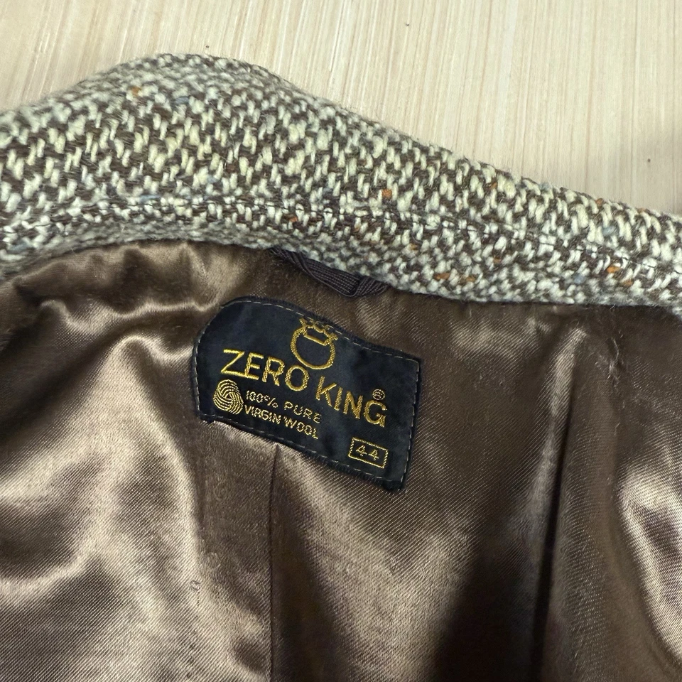 Vintage 70s Tweed Zero King Wool Overcoat Top Coat Men’s Size 44 Herringbone - Image 3 of 4