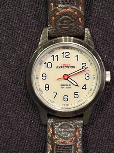 Vintage TIMEX Expedition Ladies 26mm Watch leather band - NOT WORKING