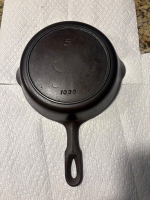 Vintage Griswold Iron Mountain #5 1030 Cast Iron Skillet with Heat Ring