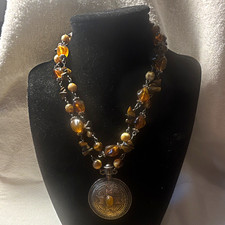 Brown Beaded Pendant Necklace Round Silver-tone Metal Stone Cable Chain Brown Beaded Pendant Necklace Round Silver-tone Metal Stone Cable Chain