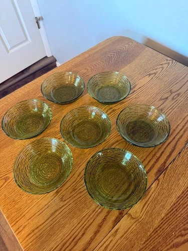 7 MCM Anchor Hocking Soreno Lido Avocado Green Salad Bowls 6" in Diameter
