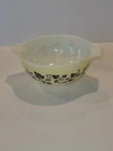 Vtg Pyrex Gooseberry Cinderella 442 Mixing Bowl 1.5 Qt Yellow Black