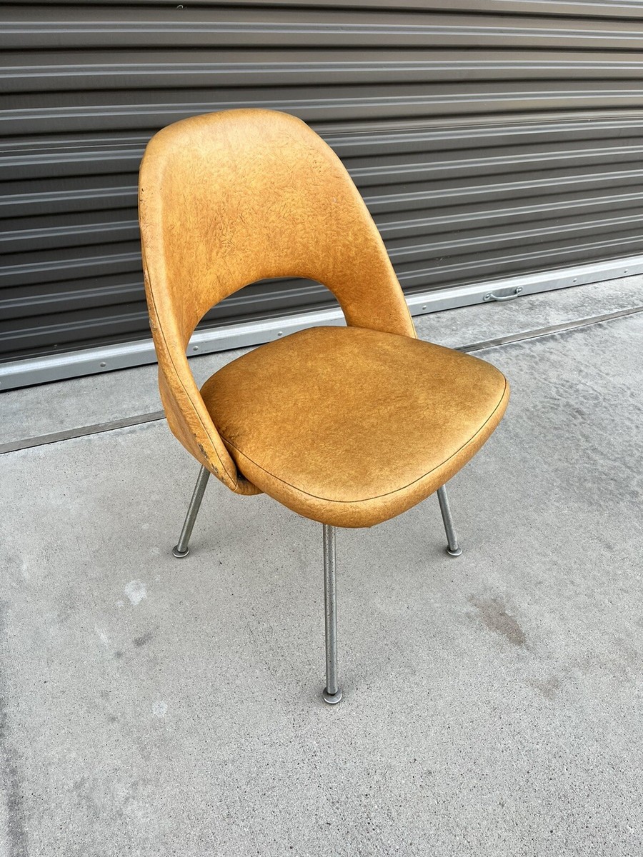 1960’s Vintage Eero Saarinen for Knoll Vinyl Armless Executive Dining Chair