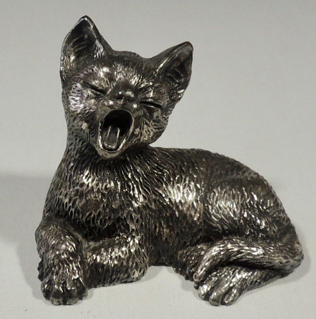 Vintage Sterling Silver 925 Filled Yawning Kitten Cat Figurine