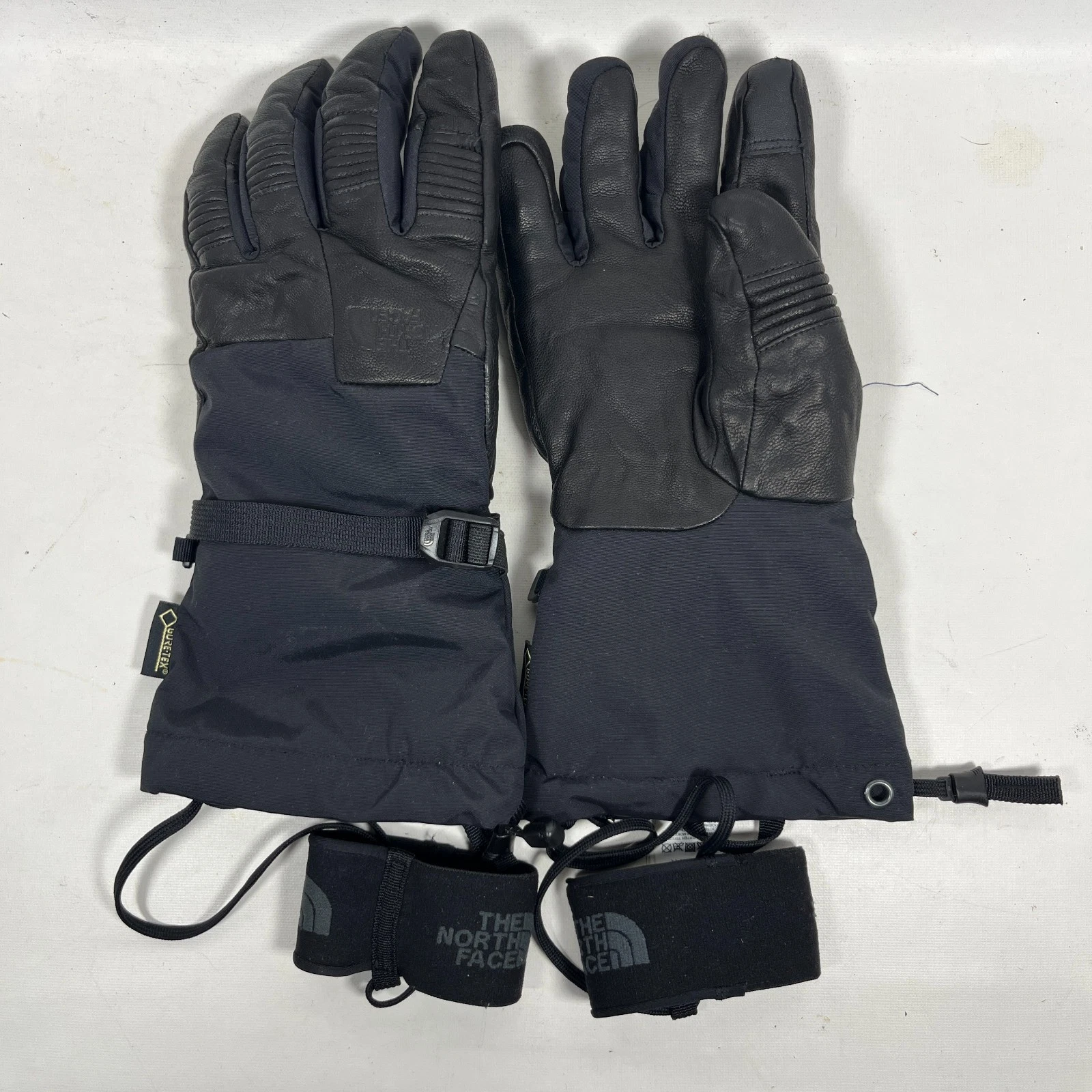 THE NORTH FACE Gloves Mens L Powdercloud GTX Etip GORE-TEX Leather Ski Black
Opens in a new window o