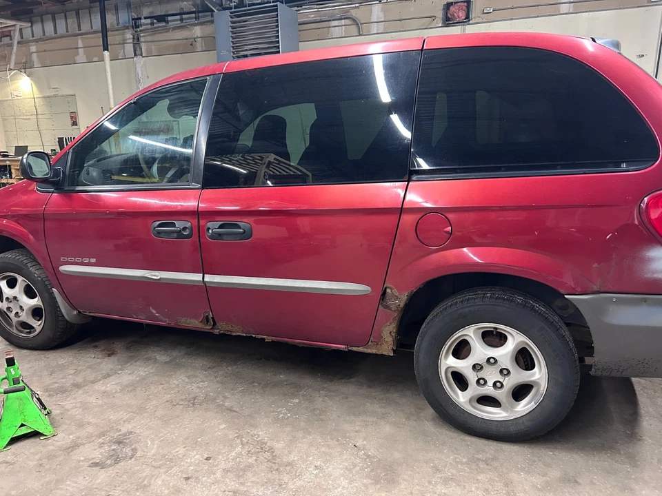 Dodge Caravan 2001-2003 columna de dirección con inclinación usada 4680434AG fabricante original Foto 3 de 4