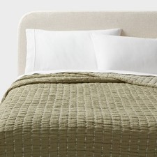 Yarn Dye Crinkle Grid Quilt - Threshold