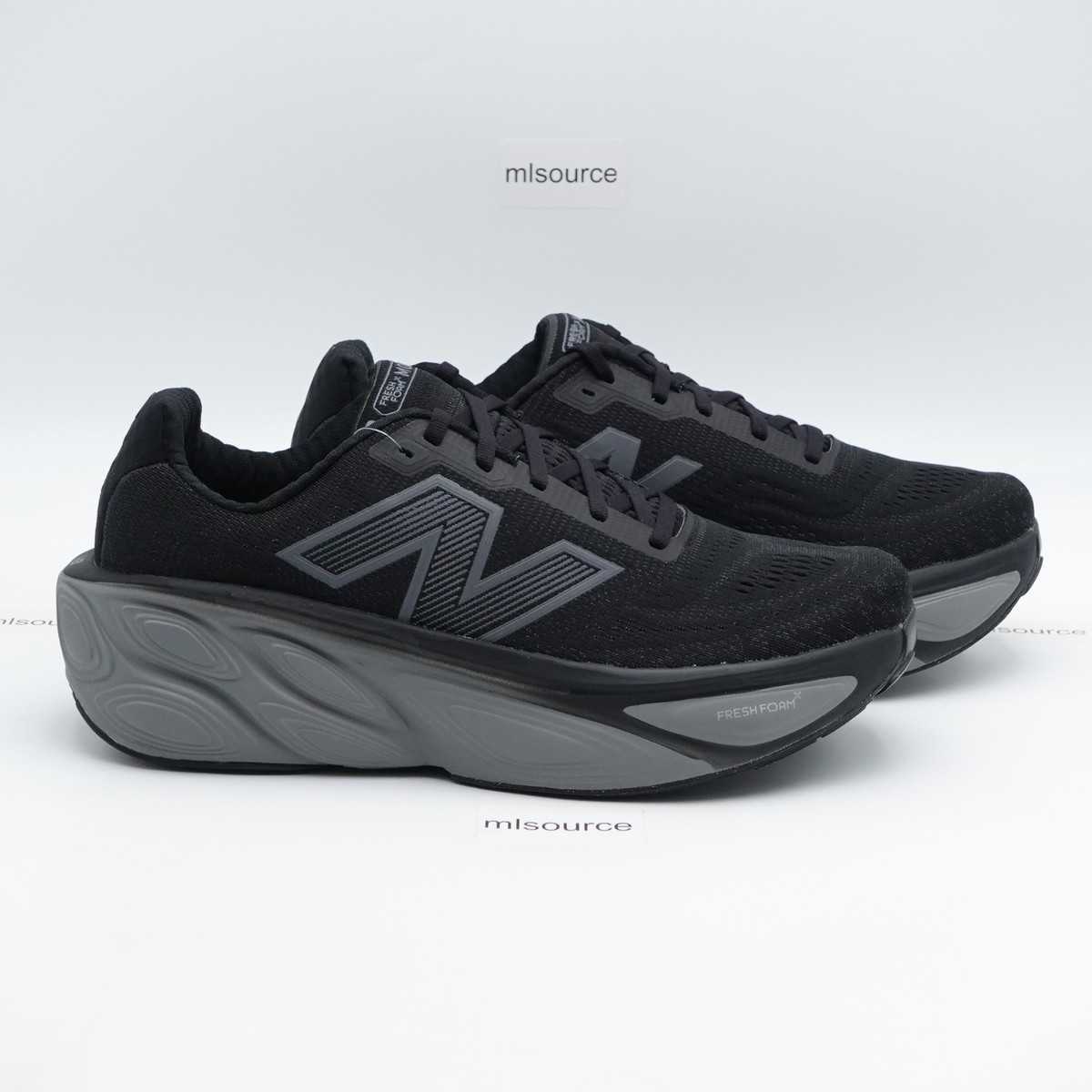 New Balance Fresh Foam X More v5 Sneakers XWIDE 4E MMORLK5 Black
