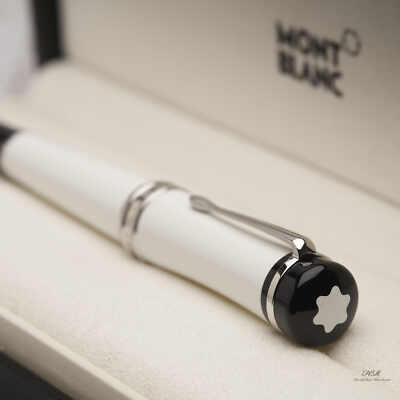 MontBlancページ John F. Kennedy Limited Edition 1917 Rollerball – Boutique