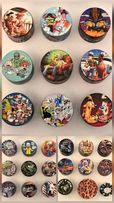 27 Grinder Crusher / Comic / Metall / Kräutermühle Gewürzmühle / 5 cm Ø/4-teilig