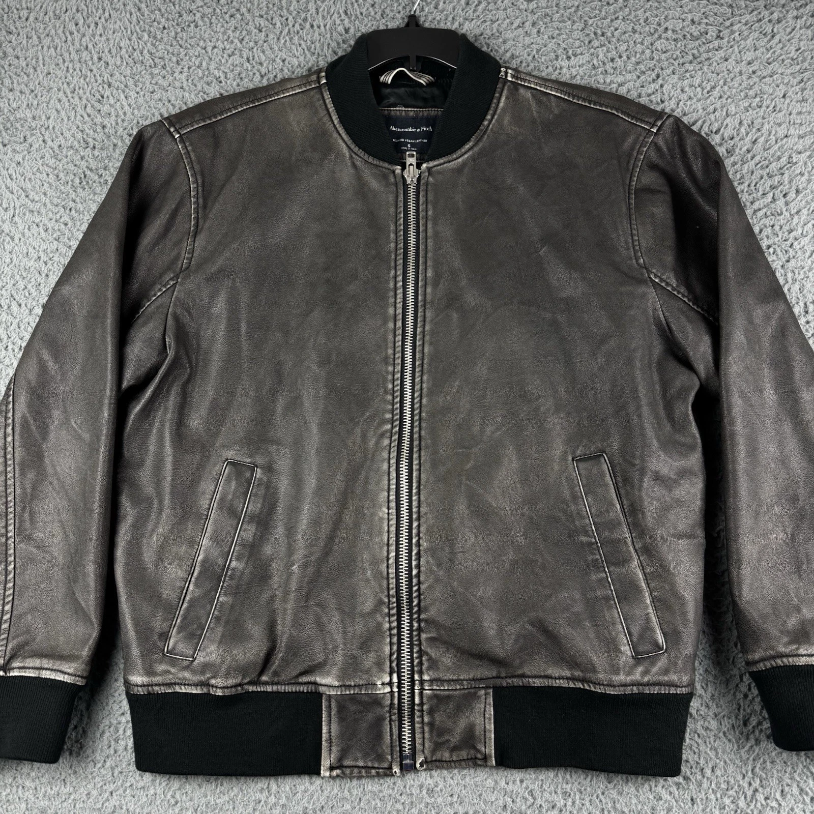 Abercrombie & Fitch Jacket Mens Small Relaxed Vegan Leather Bomber Grey Full Zip - product detail image 24