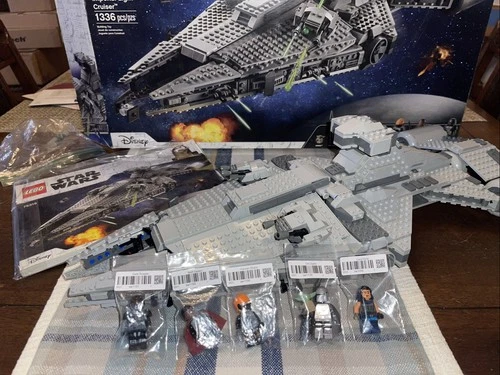 LEGO Star Wars: Imperial Light Cruiser (75315) Set with Minifigures