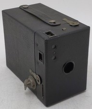 Kodak No. 2 Vintage Rainbow Hawk-Eye Model B Box Camera EX