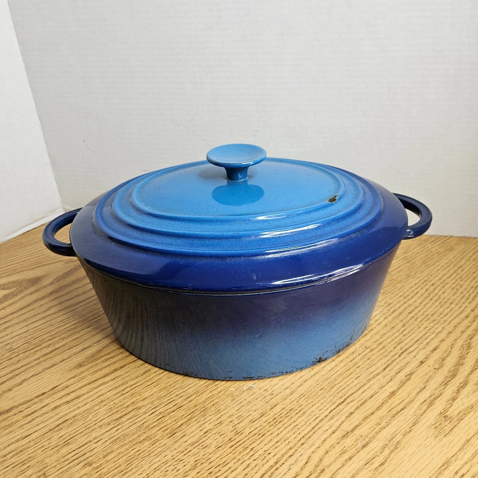Staub Basix #31 Oval Cast Iron Dutch Oven 6qt Ombre Blue Enamel Made in France