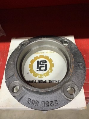 Mack Differential Seal Housing 25096412 (BCR-7232, 49KH428A) | eBay F70 ショーツМソングМ