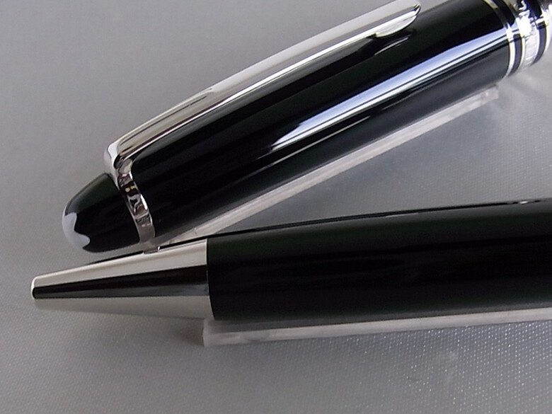 Montblanc Meisterstuck Classique 164 Ball Point Pen Platinum