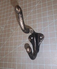 Antique Cast Iron Scroll Tip Double Coat Hat Hook - gwBR