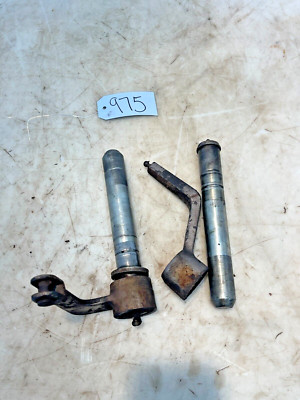 1978 Massey Ferguson MF 2705 Tractor Clutch Fork Shafts & Arms
