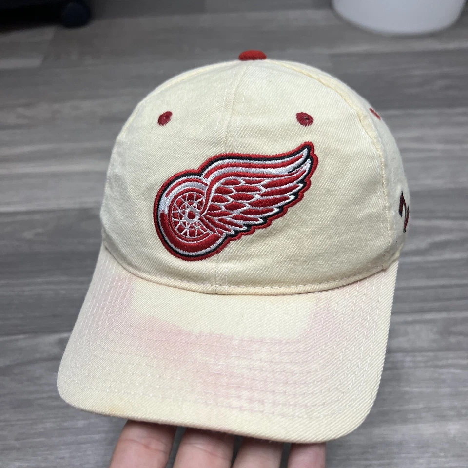 Detroit Red Wings Hat Men Fitted 7 1/4 Zephyr Faded NHL Hockey Red Cream Beige - Image 2 of 4