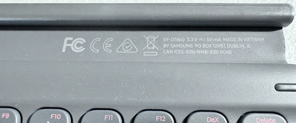 Клавиатура Samsung для Galaxy Tab S6 10,5 — серая (только клавиатура) модель DT860 - Изображение 2 из 3