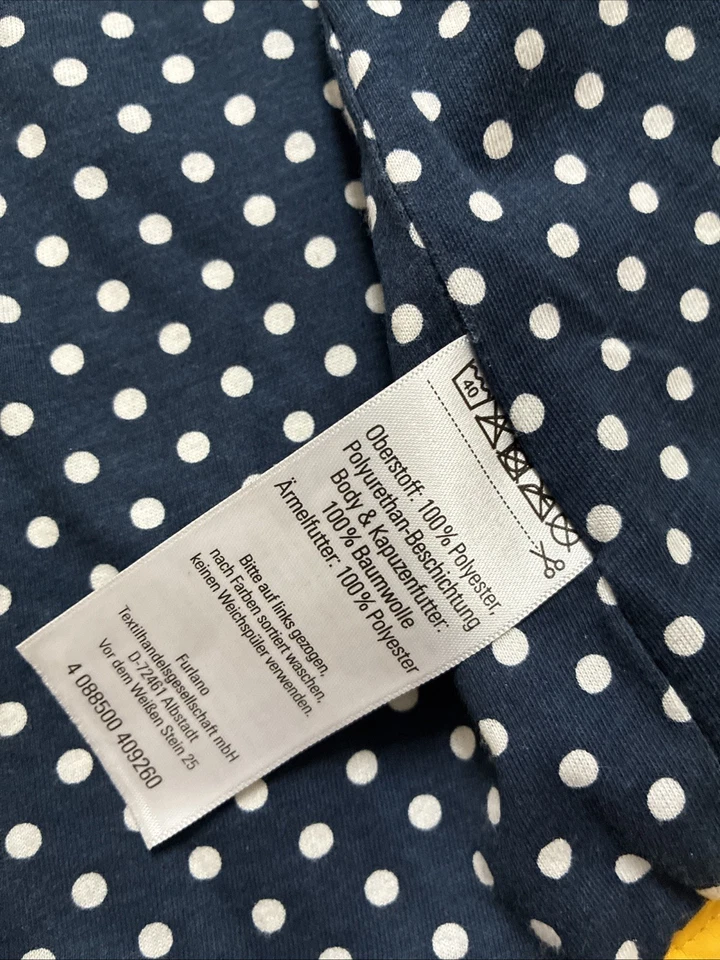 Sonnengelbe Regenjacke - Bild 4 von 4