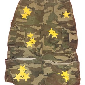 Men’s Green Brown Camo Cargo Pants Yellow Star Patches Straight Leg Size 32