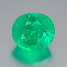  4.18ct 10.5x9.2mm Oval Natural Vivid Green Emerald - Ravishing, Zambia Gem