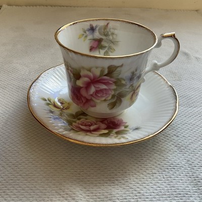 Vintage Queens Rosina Fine Bone China. Centenary Pear Tea Cup&Saucer. England