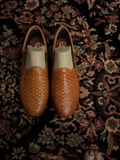 Women&rsquo;s Size 11 Huracha Shoe