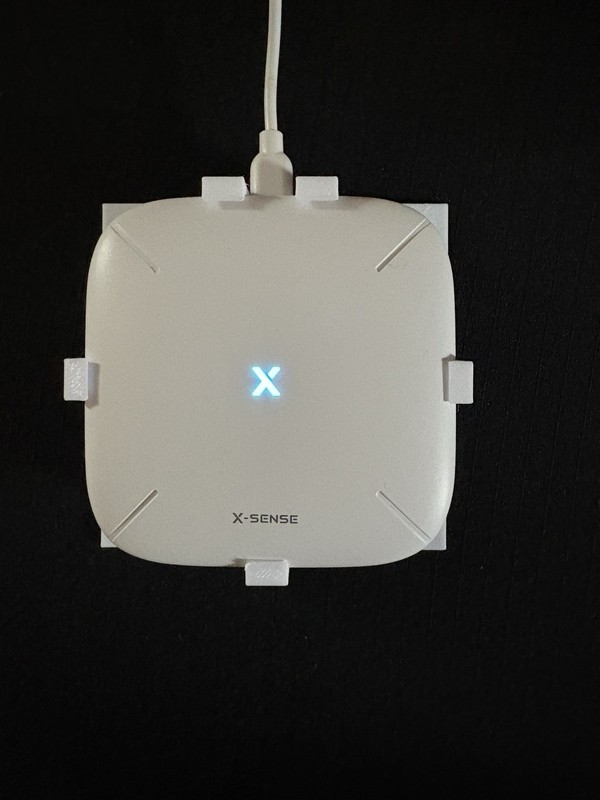 X-Sense Base Station Wall Mount Smart home hub