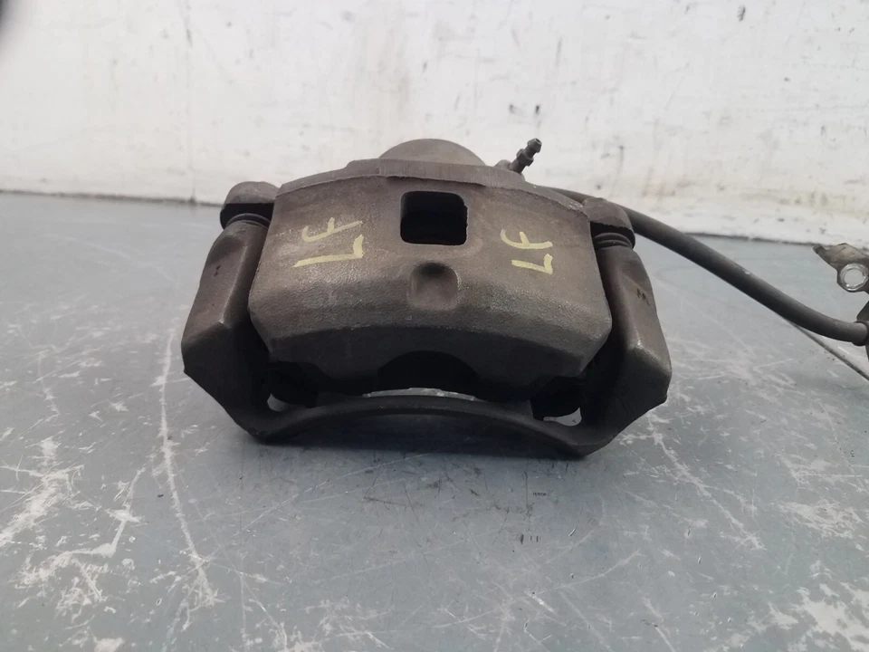 Juego de pinzas de freno Mitsubishi Eclipse GS 1995 cupé #1314 D3 Foto 4 de 4