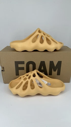 BRAND NEW Adidas Yeezy 450 Slide ‘Cream’ Size 10M