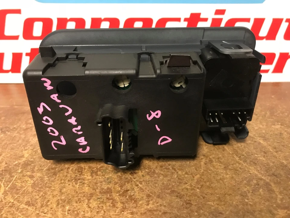 Interruptor de faros Dodge Caravan 2003 #D-8 Foto 2 de 4