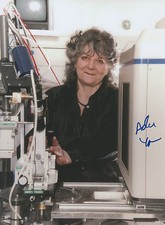 Ada Yonath "Nobelpreis Chemie 2009" Autogramm signed 20x30 cm Bild