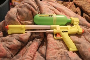 air pressure super soaker 50
