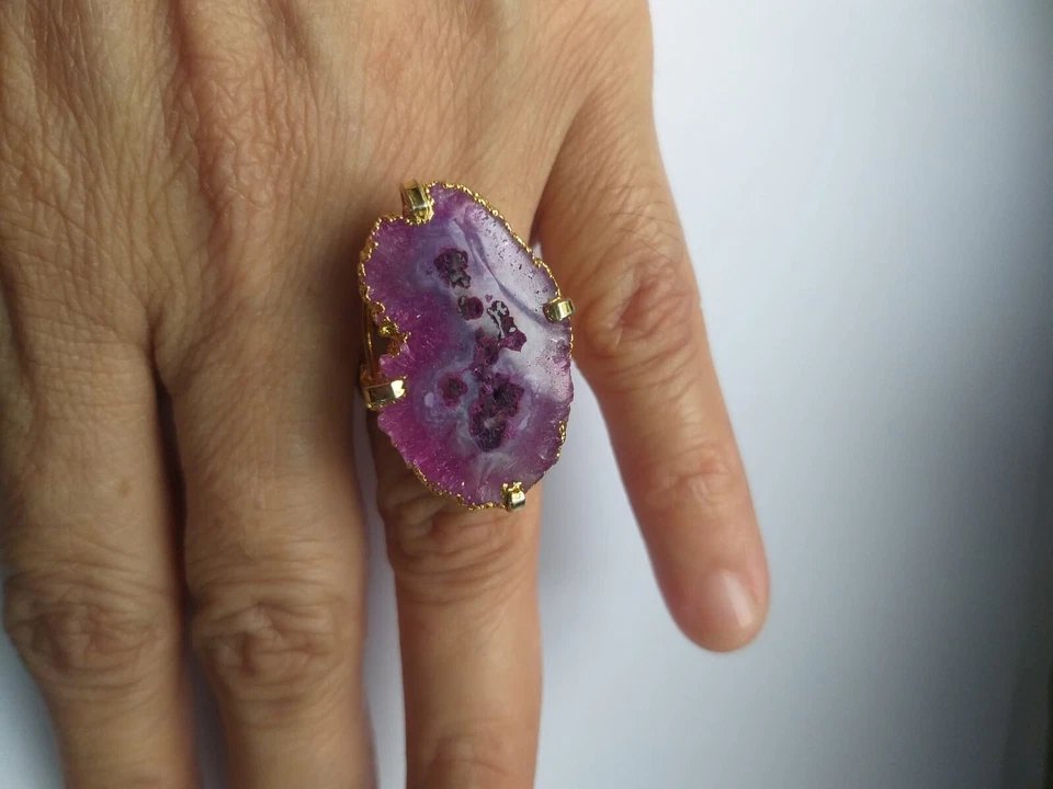 Anel de ágata drusa folheado a natural pedra preciosa geodo fatia de borda de ouro joias da moda - Imagem 4 de 4