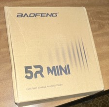 Baofeng 5R Mini UHF/VHF Analog Handheld Radios LCD Display Green  Yellow Set