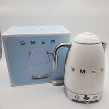 Smeg Bollitore Temperatura Variabile Logo 3D Bianco KLF04