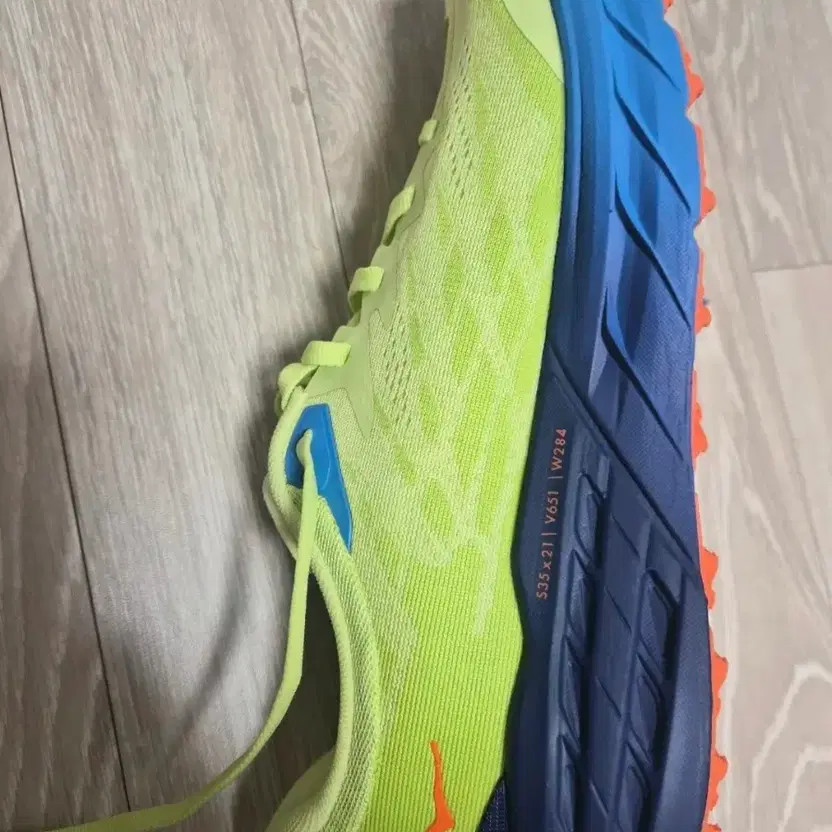 Hoka Speedgoat 5 Wide Trail Running Shoes New thumbnail 3