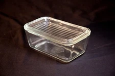 Pyrex 0502 Refrigerator Dish with Lid